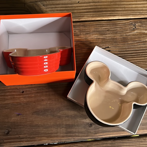 Le Creuset Dining Williams Sonoma Le Creuset Disney Mickey Mouse